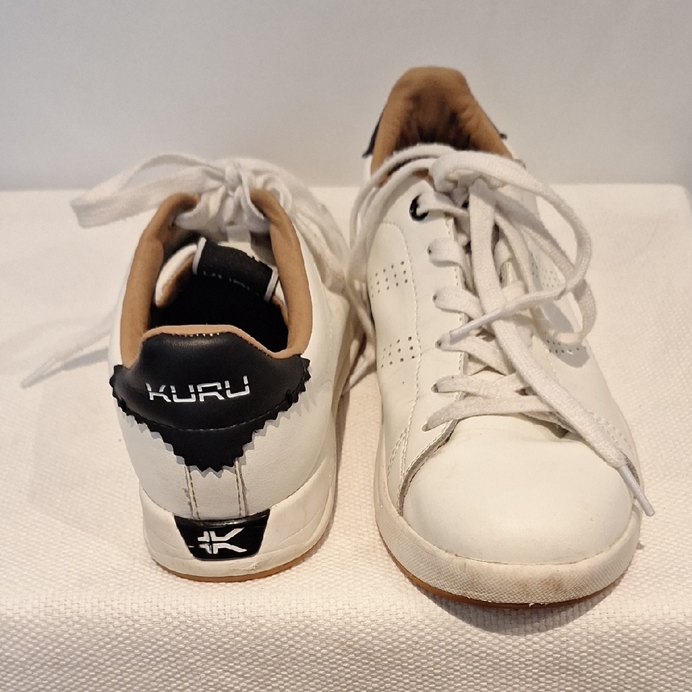 KURU Cloud Womens White and Black Leather Sneakers Size 8.5
